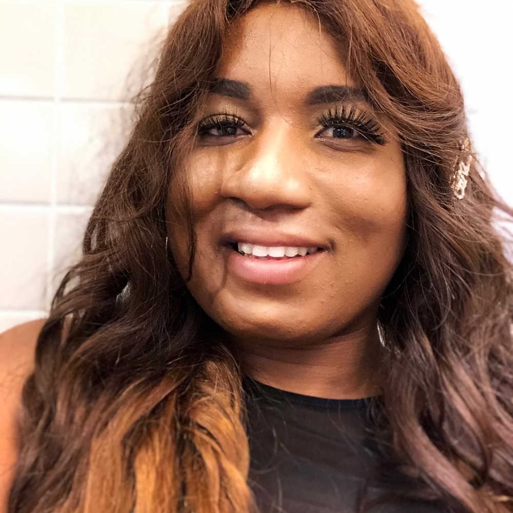 Meet your Posher, Bianca